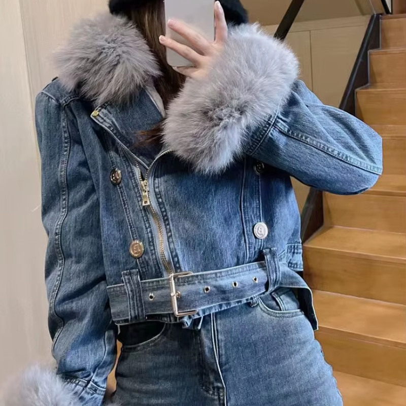 Streetwear Jacket with Fur: Style and Comfort for Winter