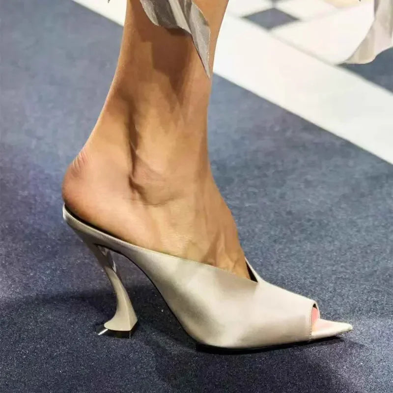 Chevron Sculpted Mule