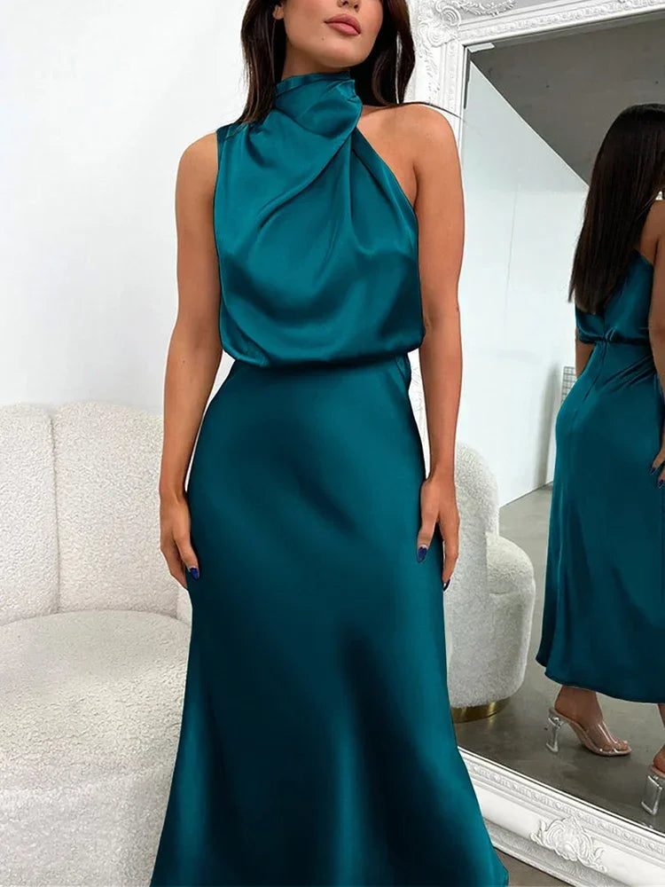 Timeless Elegance — Emerald Green Midi Dress