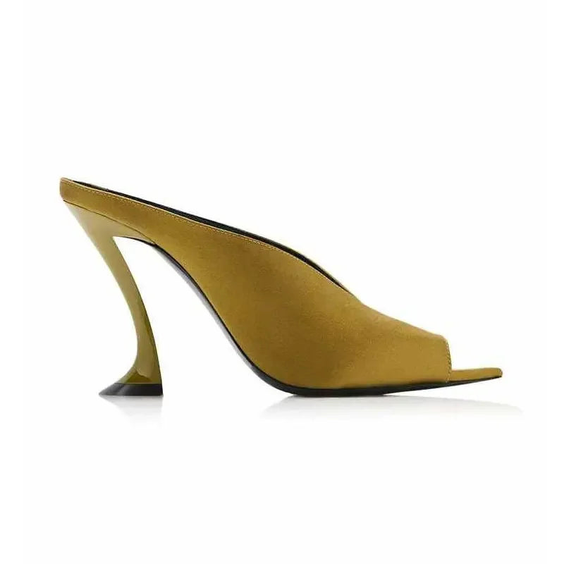 Chevron Sculpted Mule