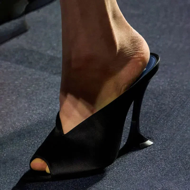 Chevron Sculpted Mule